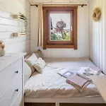 Nyaraló Almhütte *